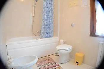 Sunny Apartment Venice