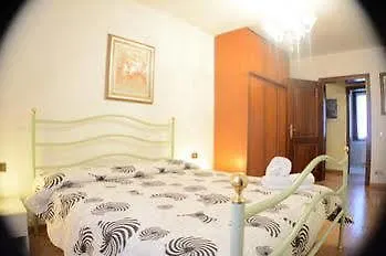 Sunny Apartment Venice