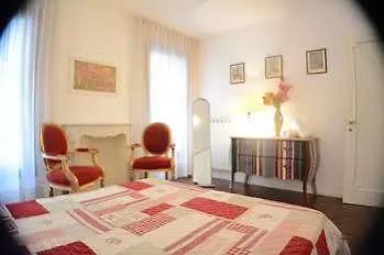 Sunny Apartment
