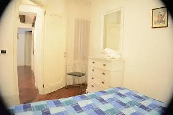 Sunny Apartment Venice